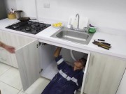 ME DEJO FOLLAR POR EL FONTANERO 1 PARTE