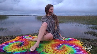Gozando na beira da lagoa, hippie aventureira não resistiu ao tesão acumulado enquanto fazia trilha com tesão e adrenalina - My Infinities First #11 - Rio Grande do Sul