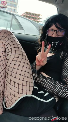 A huge risky cumshot flashing at a full parking lot