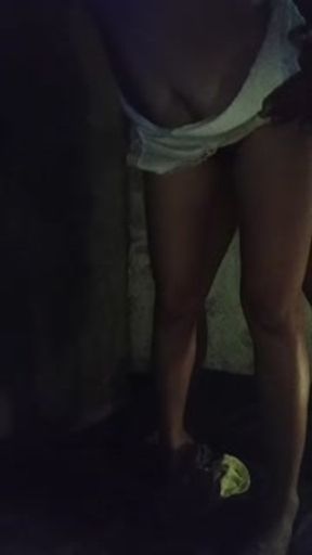 Nangutang ako kay kumpare, naabutan ako ulan patila muna ko sa bahay nila