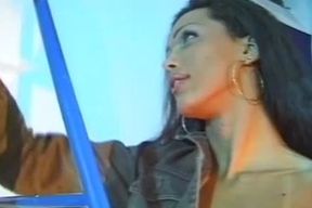 Suzana Holmes
