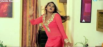 Hot Bhojpuri Video: Sexy Kajal Raghwani Shows Off Her Moves in Patna!