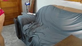 Vivi Guedez - Adora agradar os caras legais da sua vida, mas quando o cara mais valioso da sua lista de contatos manda uma mensagem.