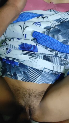 Hot Indian Girlfriend in Saree Hindi Dirty Talking