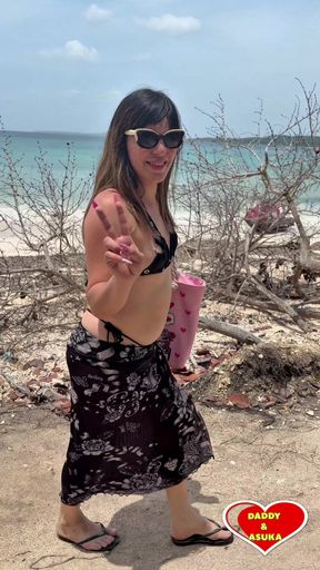 Daddy &amp; Asuka's beach vacation part 1