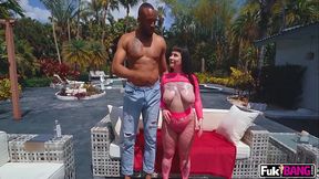 Olivia Vee Her Pocketsize Creampie