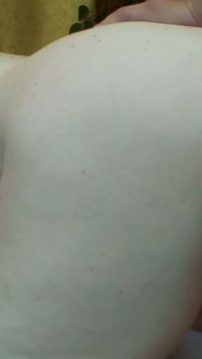 Fette Milf bekommt vom fremden das gesicht besamt   Clip 2