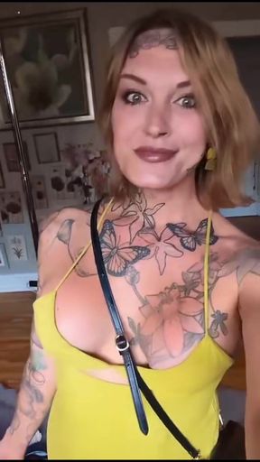 Stunning moment from &quot;Ts Diana Deelight Beauty Compilation..just shots of me lookin pretty.&quot;