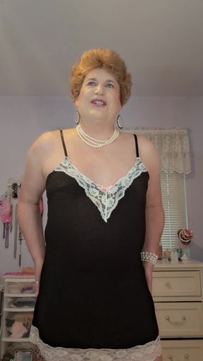 Greedy Granny Tranny Vicki