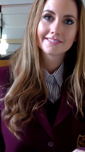 Simply Featuring Cat O'connell