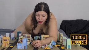 Dominant giantess drestroys the city