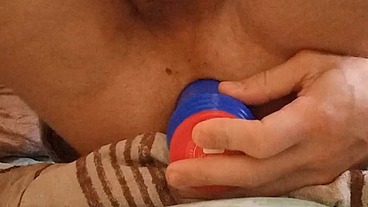 This sexy babe cums so hot from fisting, showing off her prolapse.