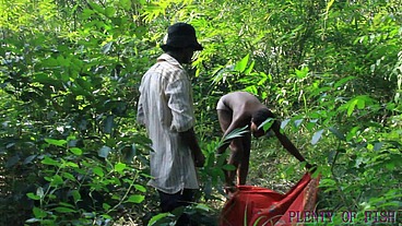 Local FARMERS ENJOY Sex In the Bush On A sunny day