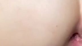 rica y profunda montada se da esta jovencita, despues de chatear con un suscriptor.