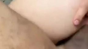 rica y profunda montada se da esta jovencita, despues de chatear con un suscriptor.
