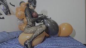 Catwoman and her latex eye - S2P
