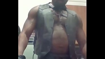 Brody Richardson: Leather up Smoke &amp_ Nippleplay