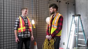 Heteroflexible - Hatler Gurius &amp; Blain O'connor Lust for Jonathan Taylor in Hot Warehouse Threesome