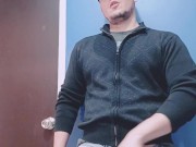 Manipulada antes de ir a la escuela. Bien caliente con los compañeros.