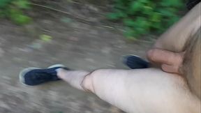 passeggiando nudo all'_aperto