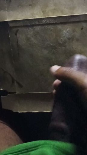 Virgin masturbating his BBC in a tent - Pre Cum