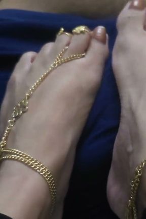 Hot Indian Footjob Beautiful Indian Desi Girl
