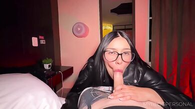 Young Colombian Amateur Couple Rough Sexual Encounter In Motel Room After Party And Pov Blowjob With Tight Leather Pants Leading To Intense Female Orgasm