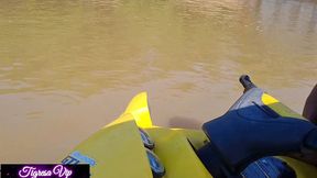 pantaneiro fode a tigresa vip em cima do jetski em movimento fez ate um anal