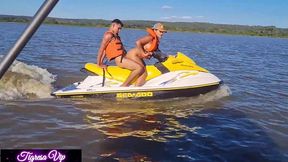 pantaneiro fode a tigresa vip em cima do jetski em movimento fez ate um anal
