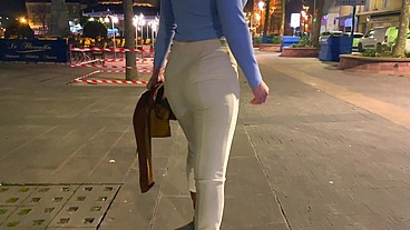 Le plaisir entre femmes, une première pour Elisa, 26ans... 100% lesbiennes !