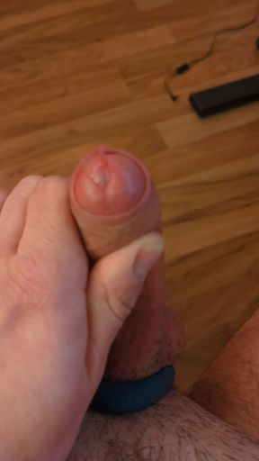 Wanking and cumming with cockring
