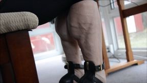 Pink Fox, seated calf raises