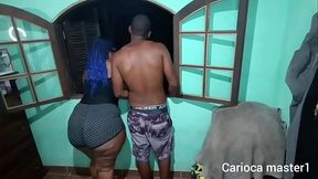 Comendo safada na janela