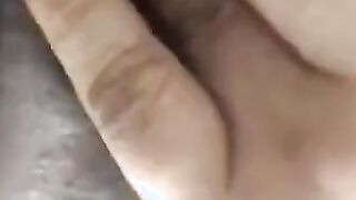 Woman’s twat getting really leaking during finger fuck