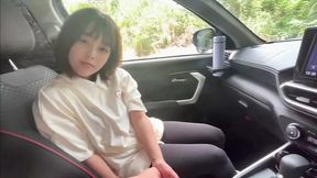 Some guy and girl do nasty stuff in a car with stinky vagina&#x270C;