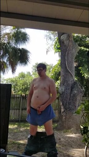 Eclipse jerking outside raw blonde glasses big cock cumshot almost caught