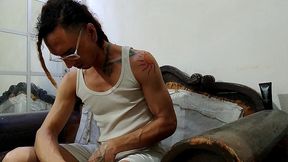 con ropa se consuela y eyacula con cautela: raba erre pro