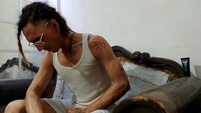 con ropa se consuela y eyacula con cautela: raba erre pro