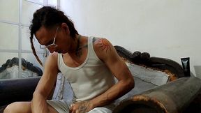 con ropa se consuela y eyacula con cautela: raba erre pro