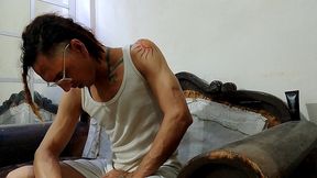 con ropa se consuela y eyacula con cautela: raba erre pro