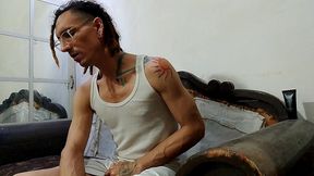 con ropa se consuela y eyacula con cautela: raba erre pro