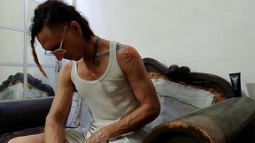 con ropa se consuela y eyacula con cautela: raba erre pro