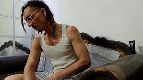 con ropa se consuela y eyacula con cautela: raba erre pro