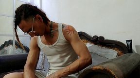 con ropa se consuela y eyacula con cautela: raba erre pro