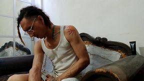 con ropa se consuela y eyacula con cautela: raba erre pro