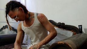 con ropa se consuela y eyacula con cautela: raba erre pro