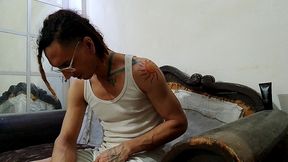 con ropa se consuela y eyacula con cautela: raba erre pro