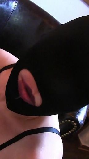 A Fuck Mouth - Yvette Xtreme a Little Different