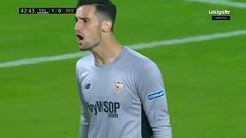 Valencia vs Sevilla. 4-0 ► Follada sado hardcore