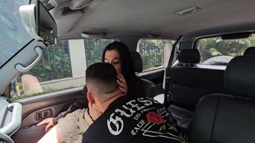 I Fuck Prepaid Without a Condom Until I Go Inside, in the Middle of a Street